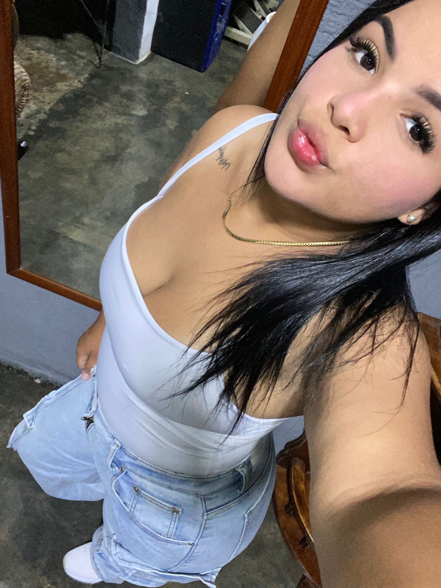 685411285|SALOMÉ|Chica