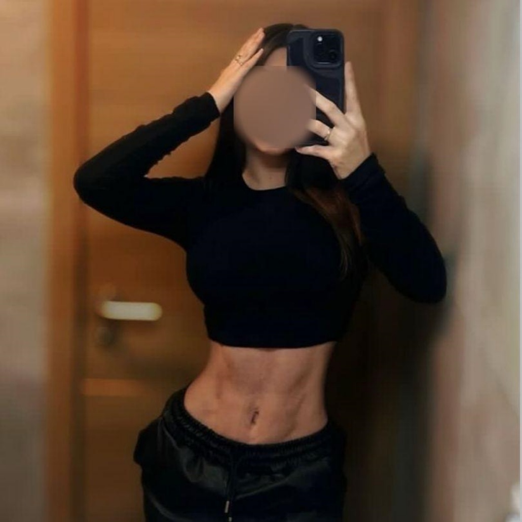 613256778|JADE|Chica
