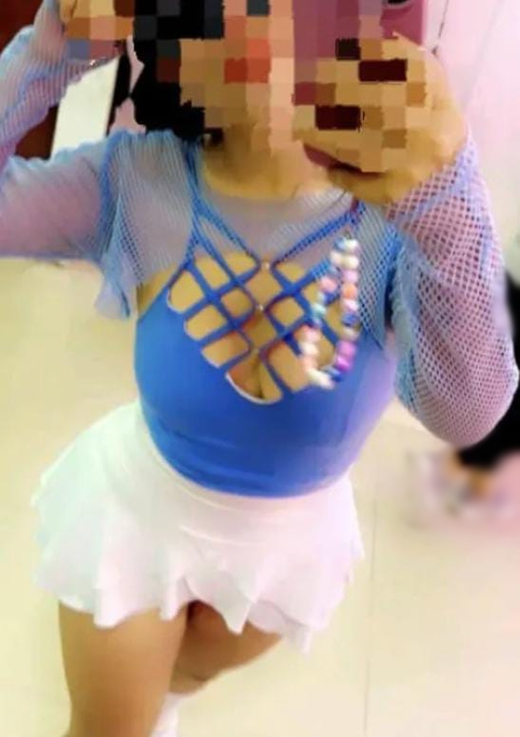 661551574|CAMILA|Chica