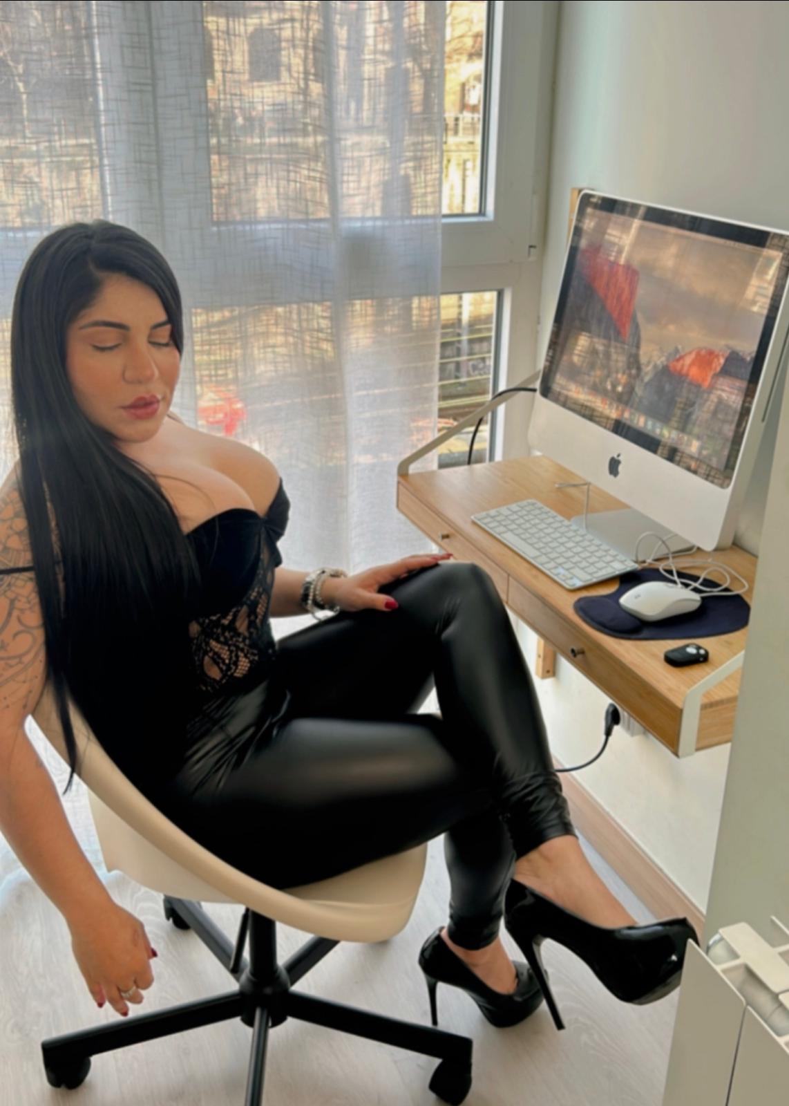 624362809|MÍA|Chica