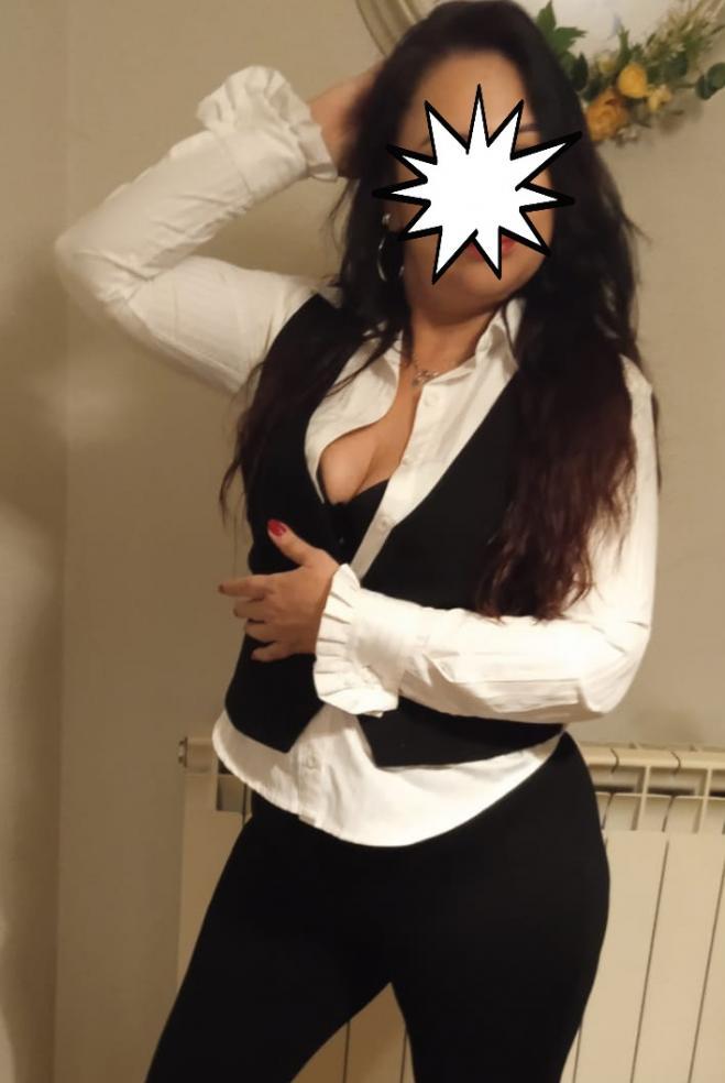 637118519|SARAH|Chica