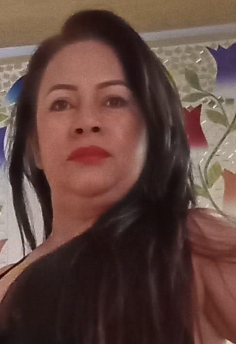 637118519|SARAH|Chica