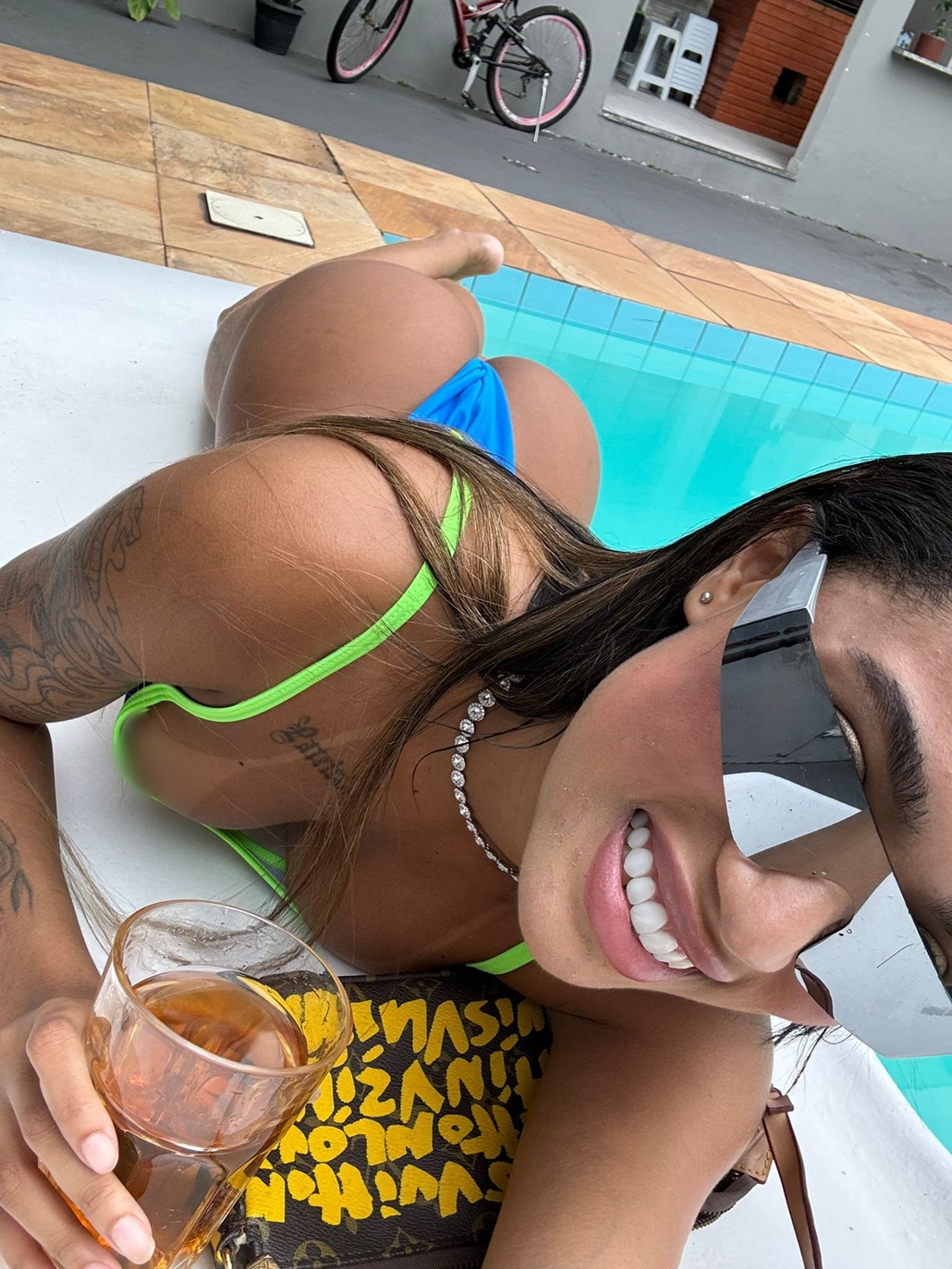 624138476|MARTINA|Escort