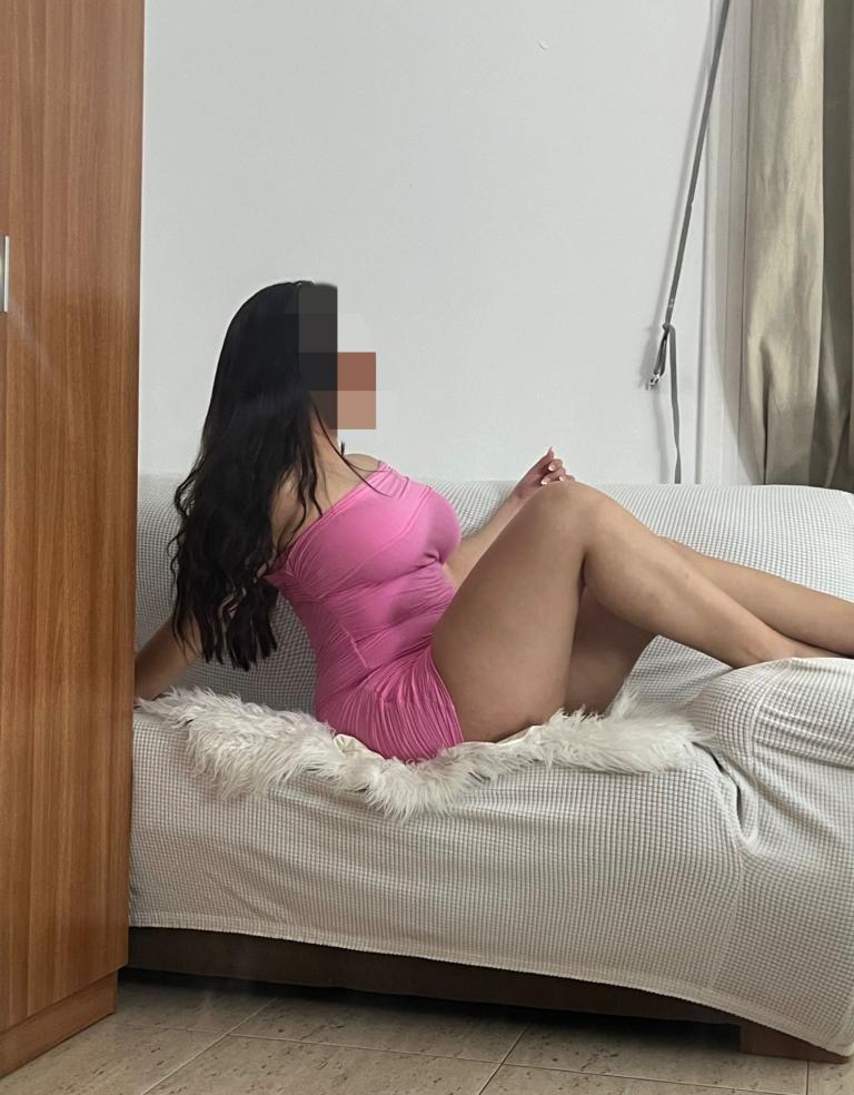 611328165|SARAH|Chica