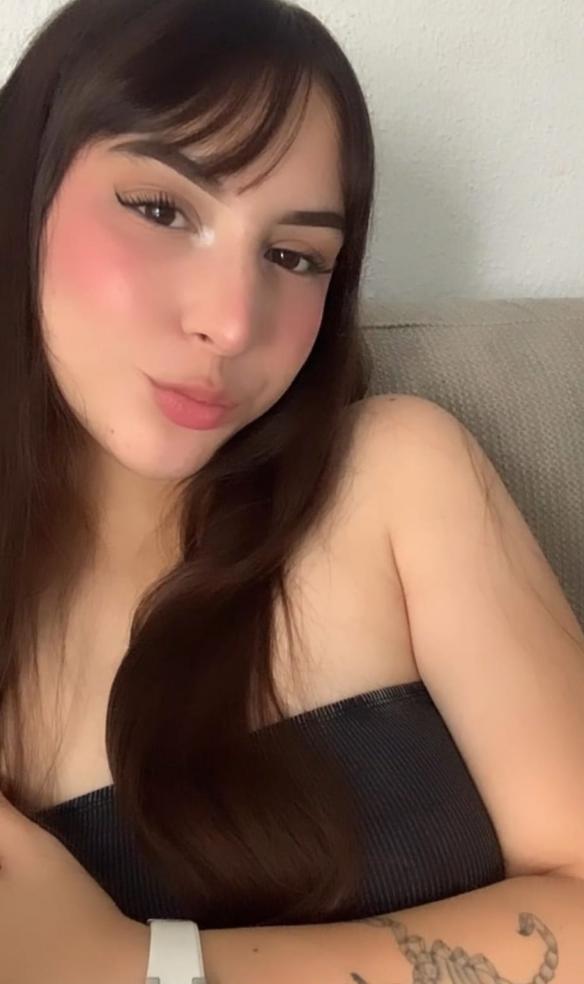722580045|HELEN|Chica