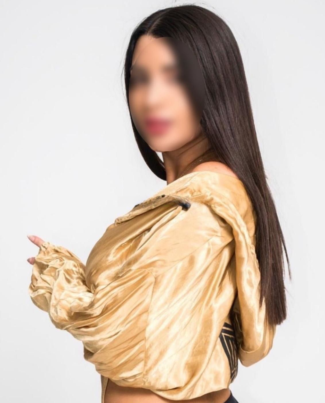 600037253|IRINA|Chica