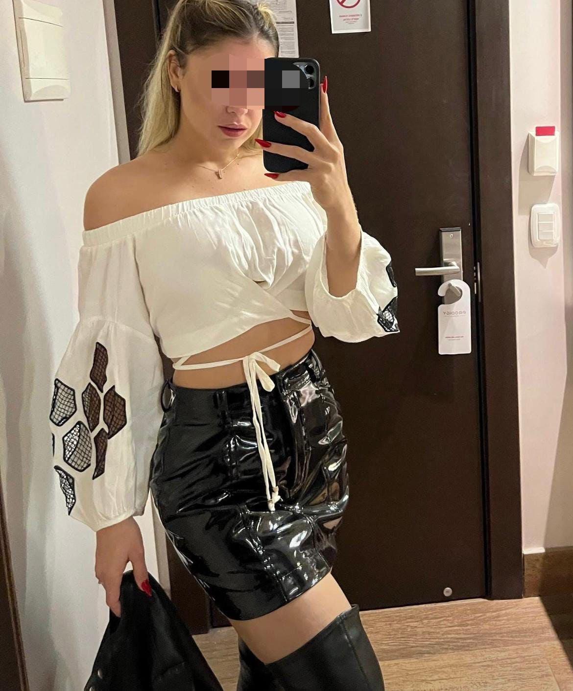 632813616|ANNY|Chica