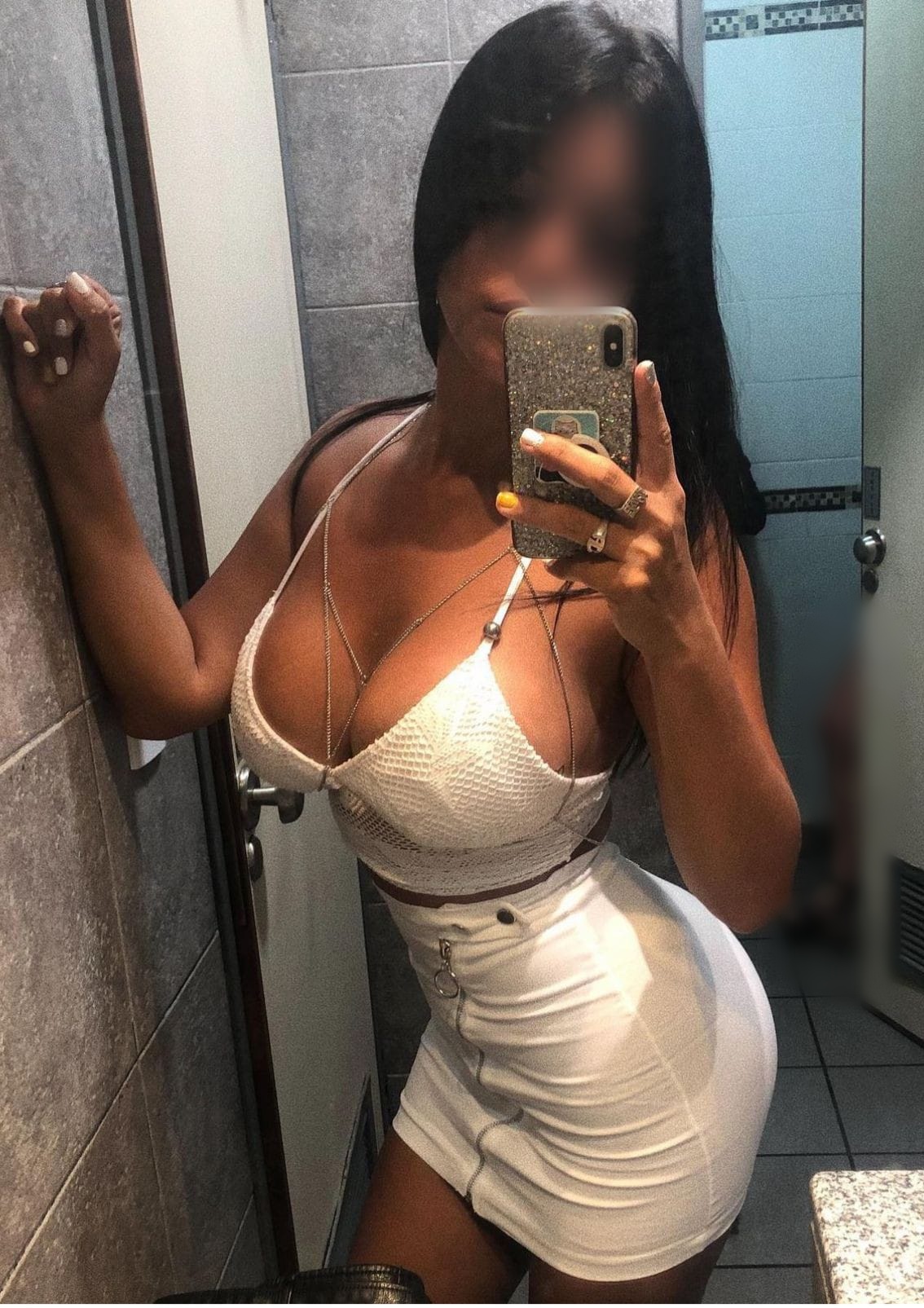 603195908|CLAUDIA|Chica