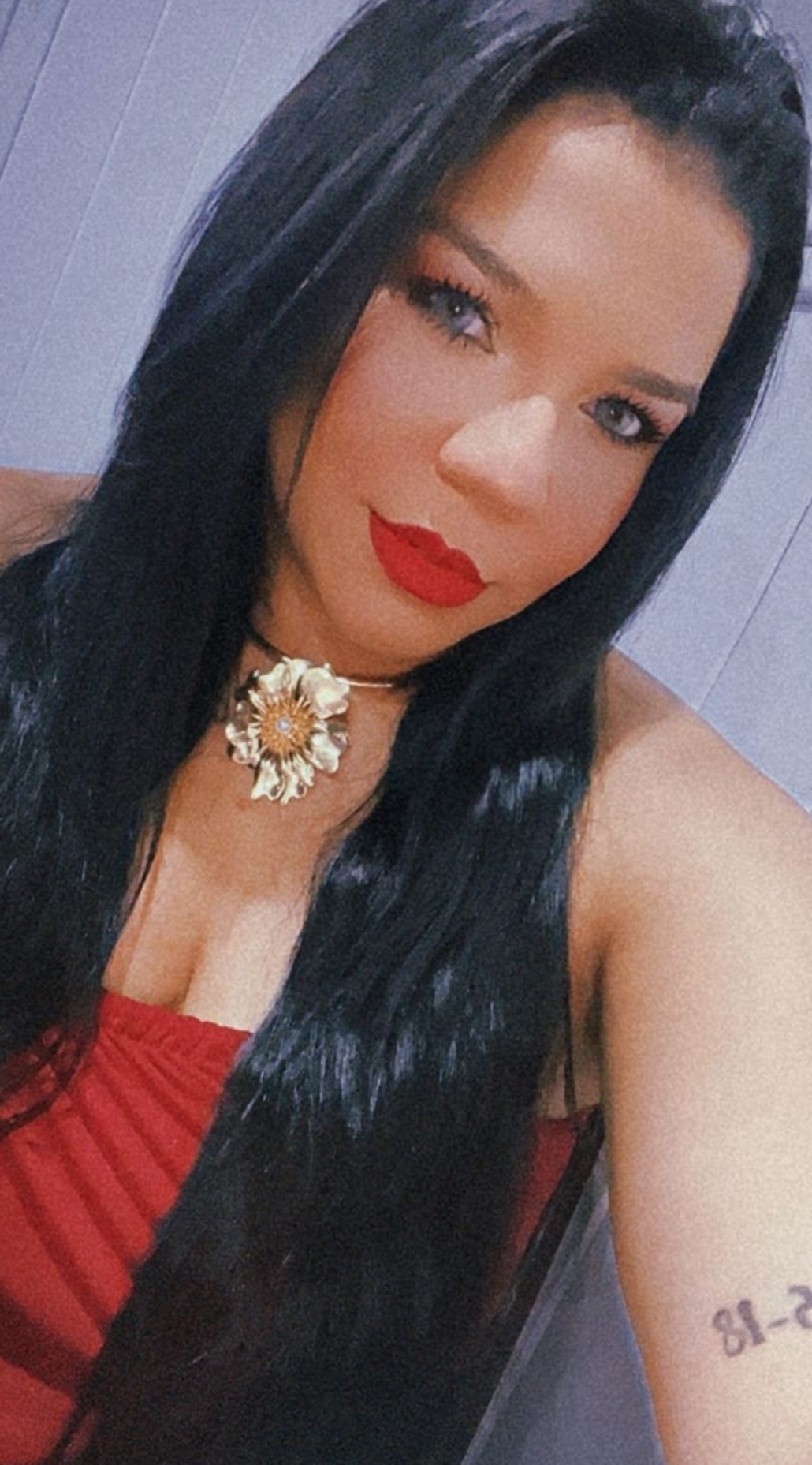 604989748|SARA|Chica