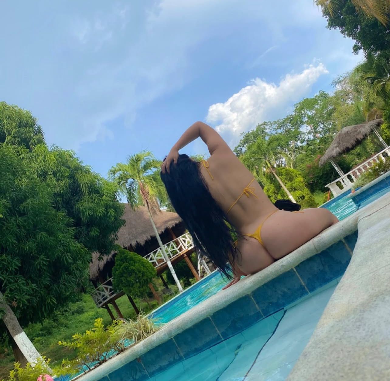 603546807|LUNA|Escort