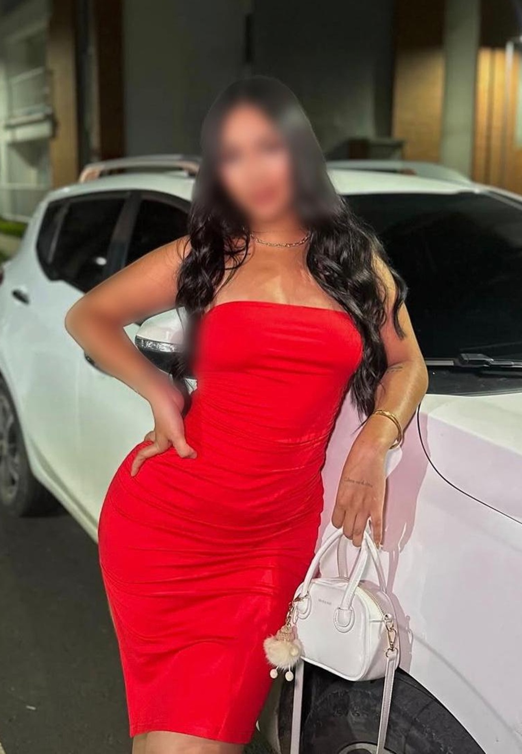 641893747|MARIANA|Escort