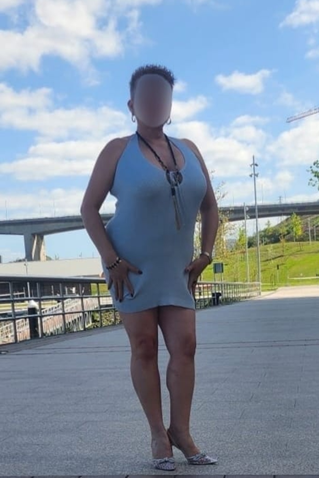 658713943|ANA|Escort