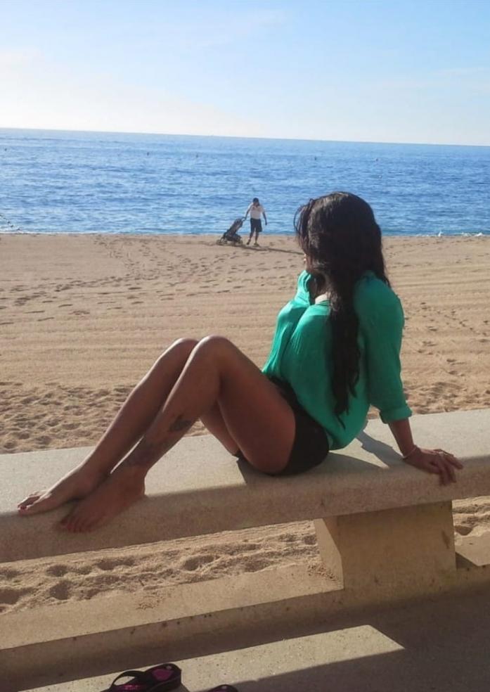 631121599|SAMIRA|Chica