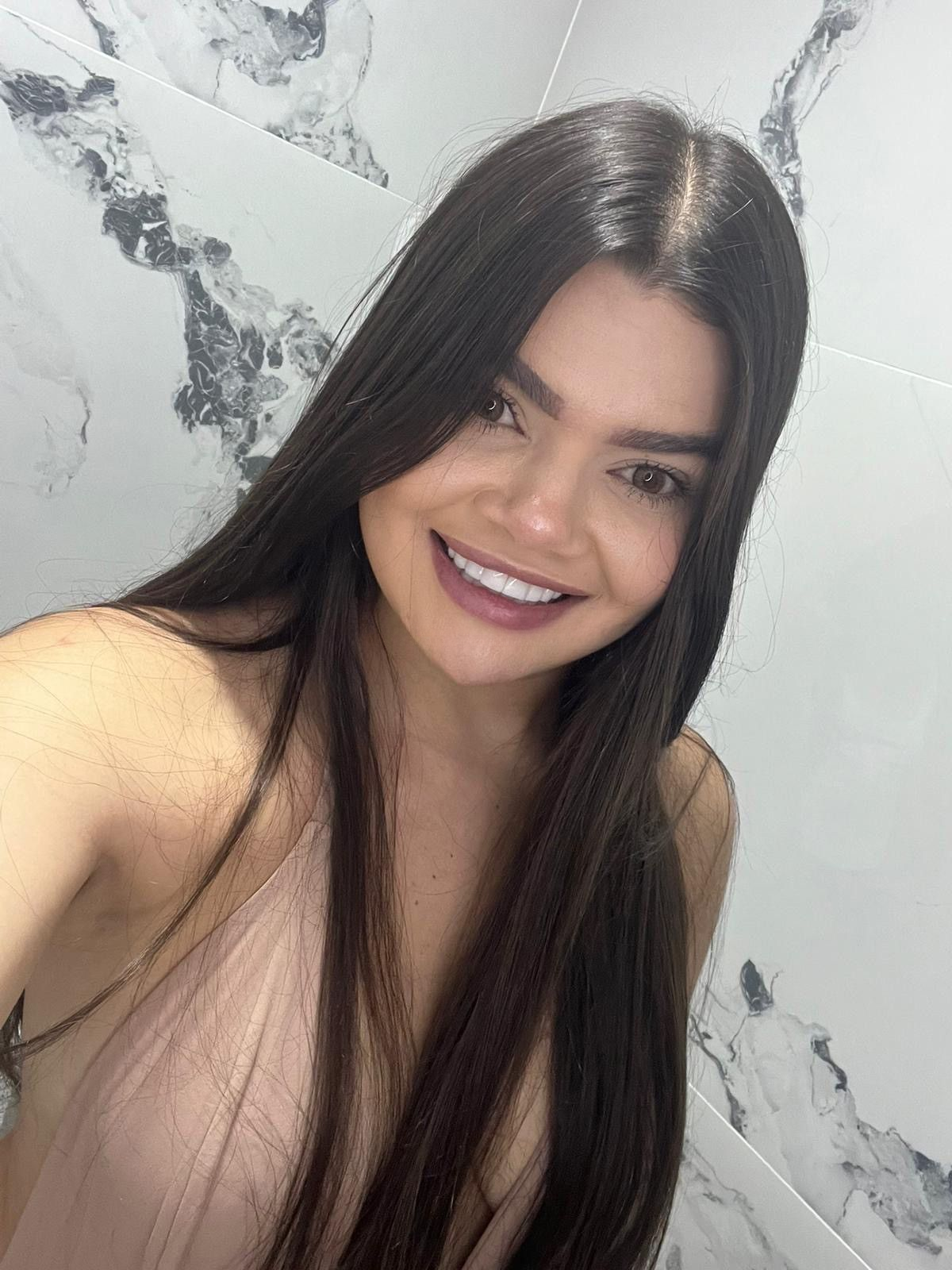632919384|CLOE|Chica