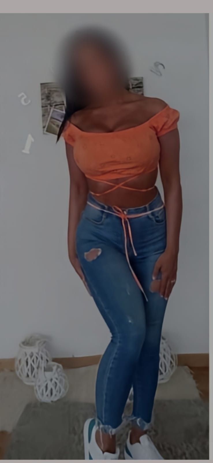 628828906|SHEILA|Chica