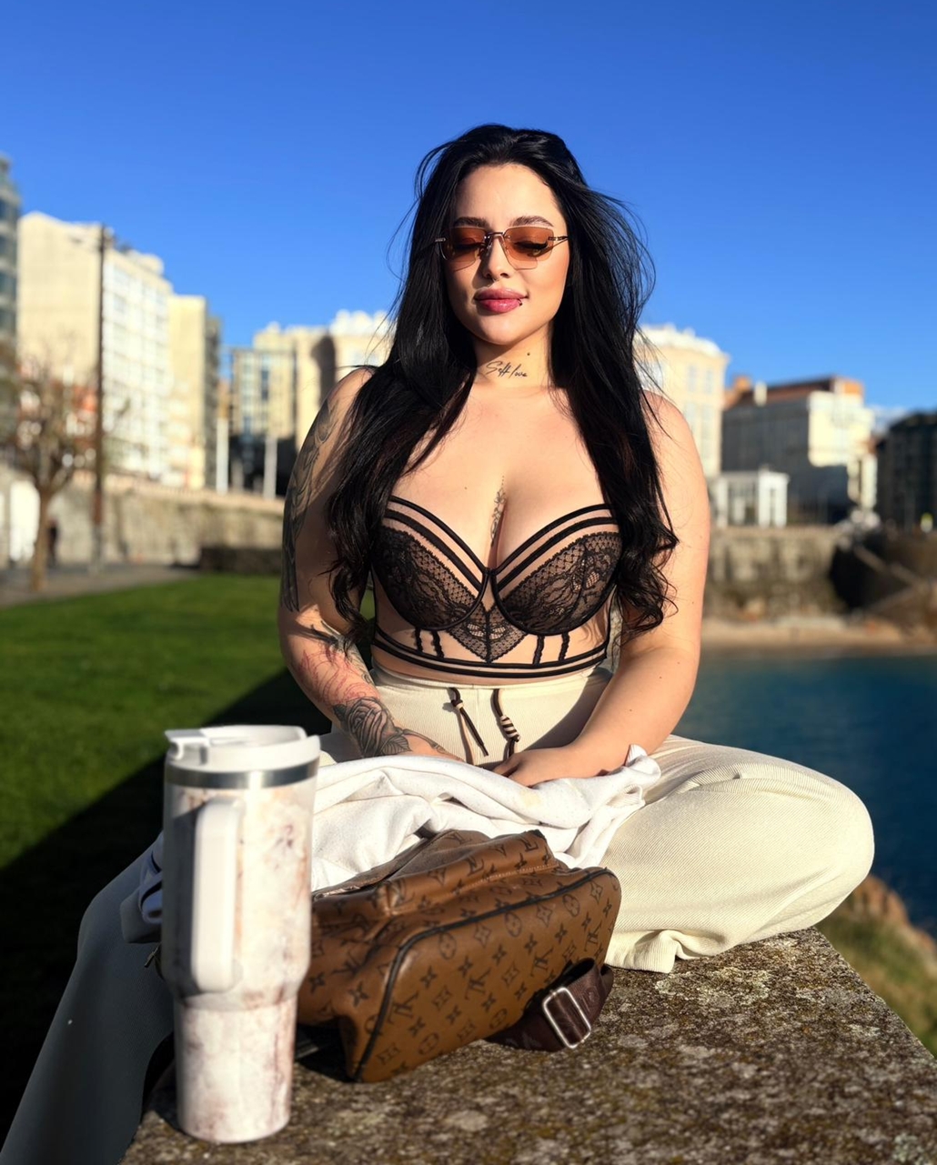 614576587|SARA|Escort