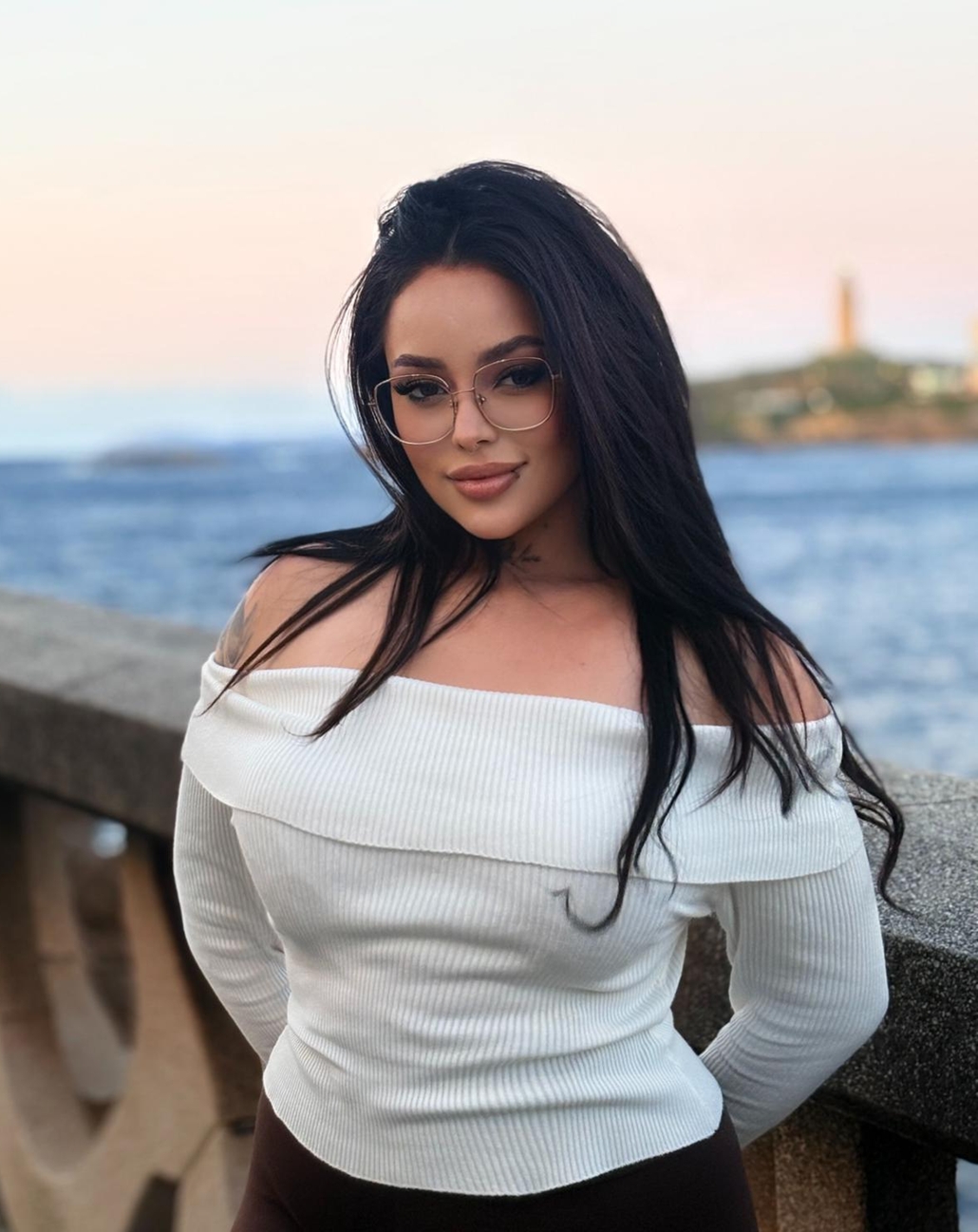614576587|SARA|Escort