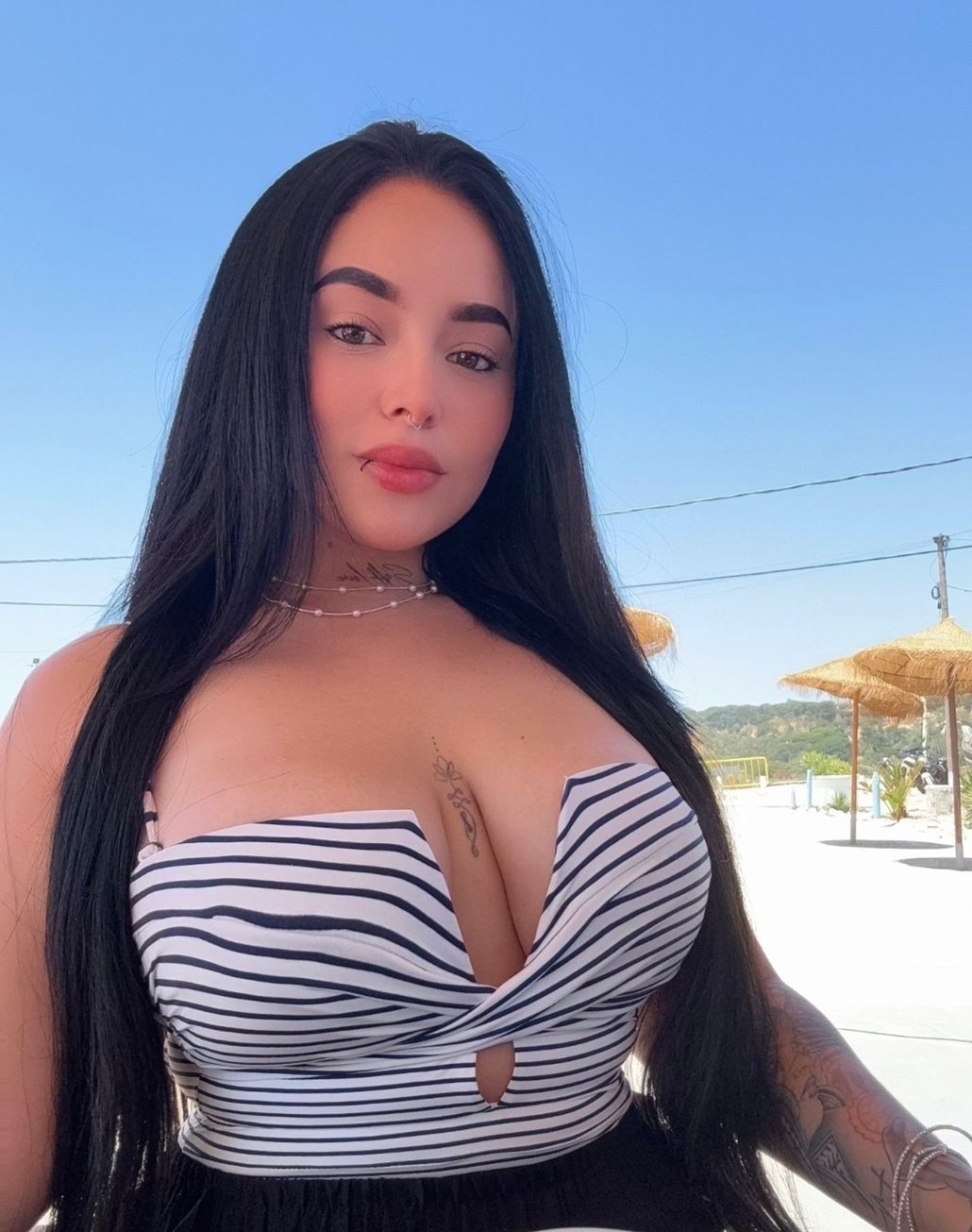 614576587|SARA|Escort