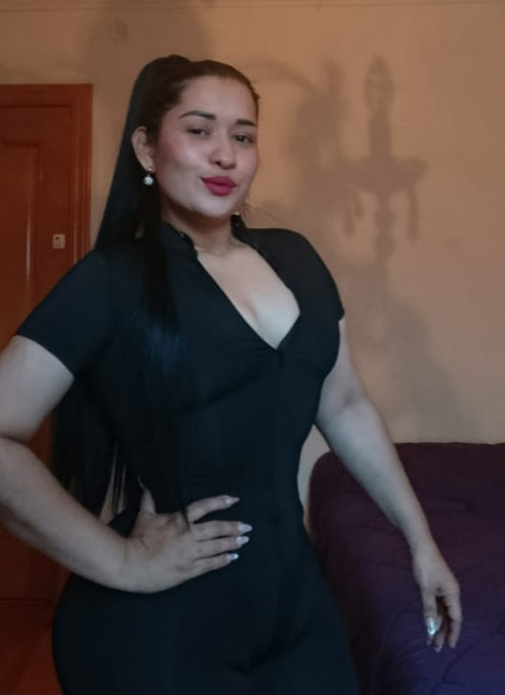 614381299|MÓNICA|Chica
