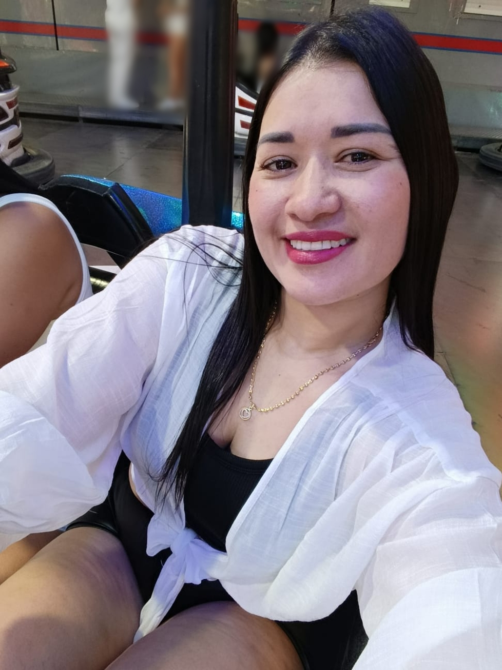 614381299|MÓNICA|Chica