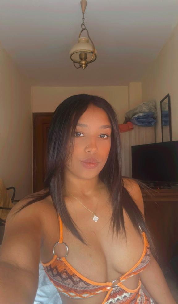 641079140|ANNA|Chica