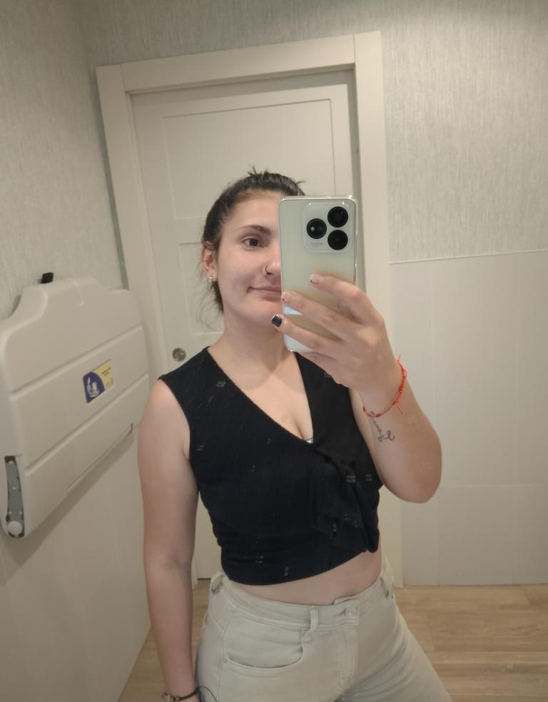 614732372|JENNI|Chica