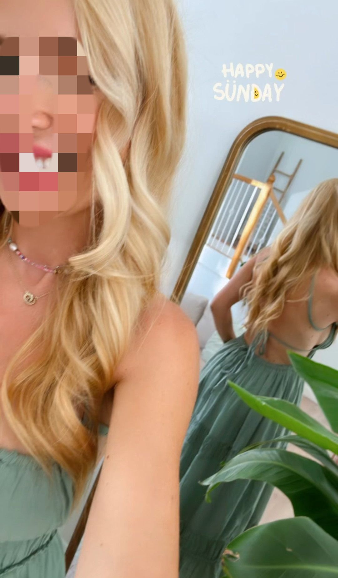 632971337|EVA|Chica
