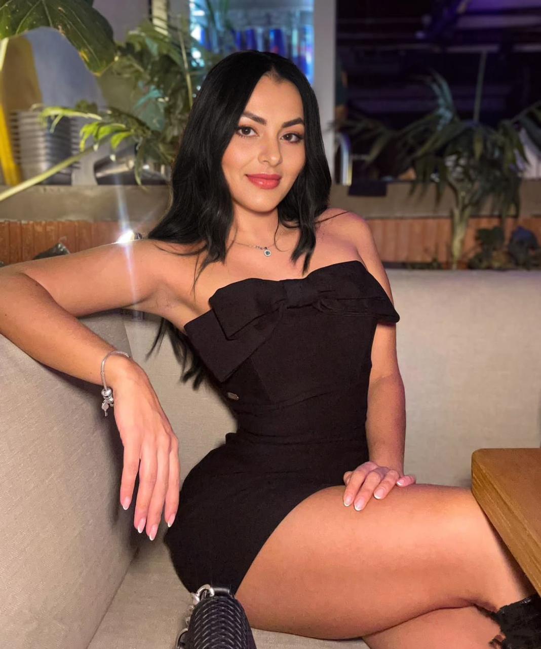 603358150|STEFY|Escort