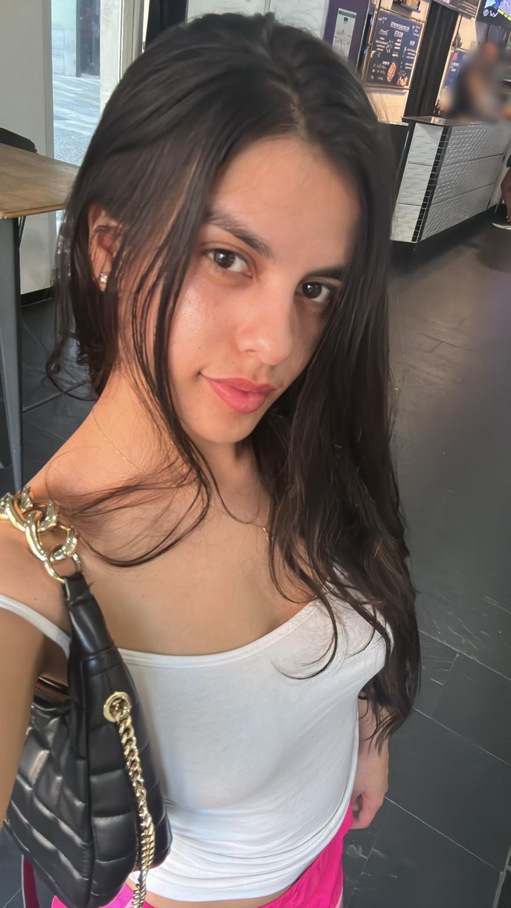 641076018|PAOLA|Chica