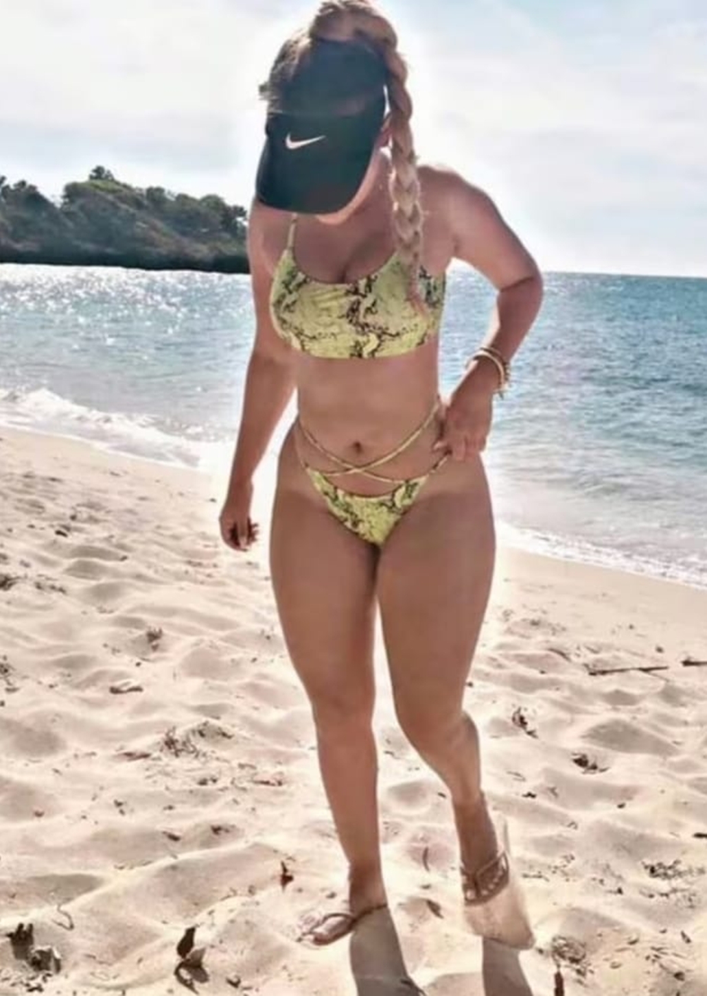 613842372|SALVA|Chica