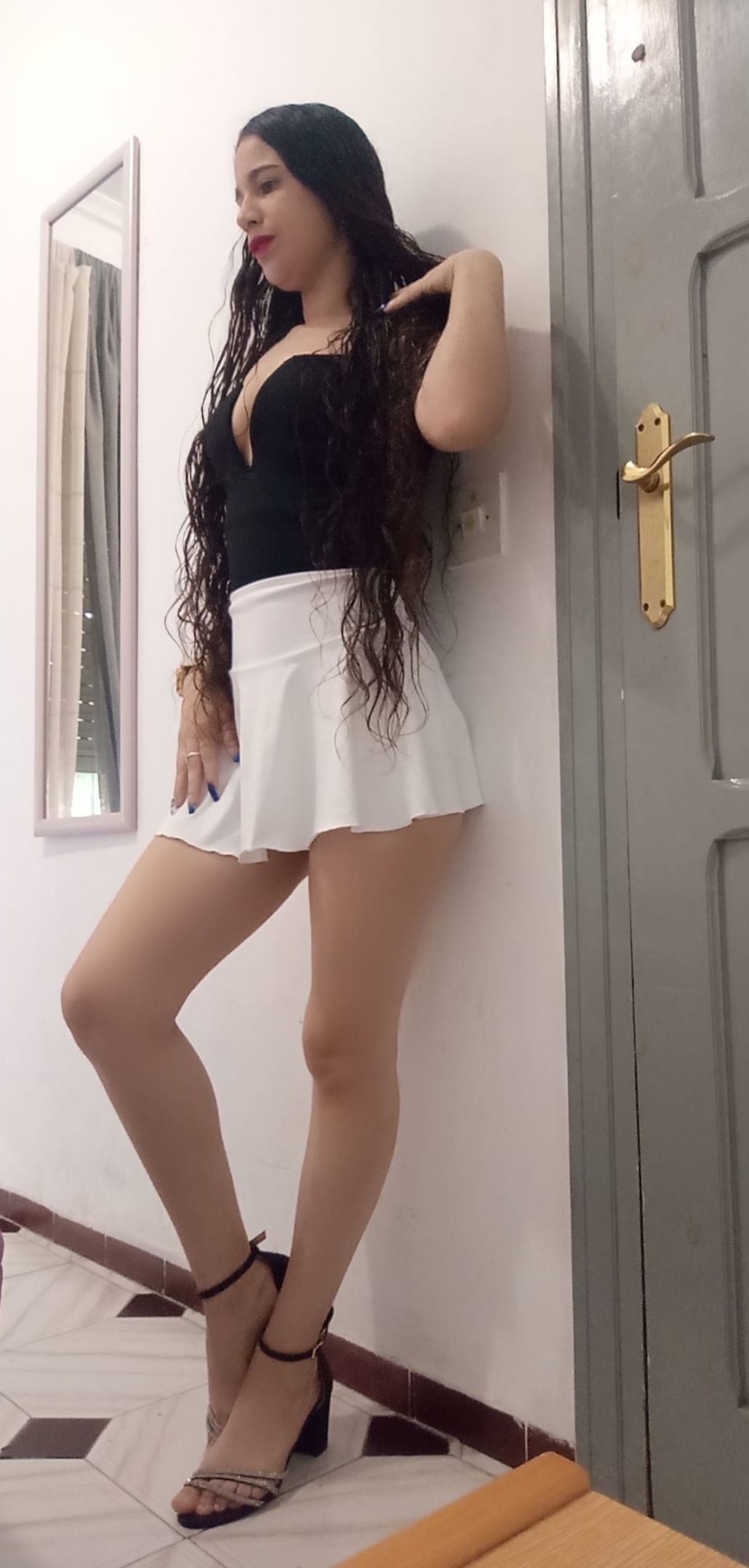 678853737|VALERIA|Chica