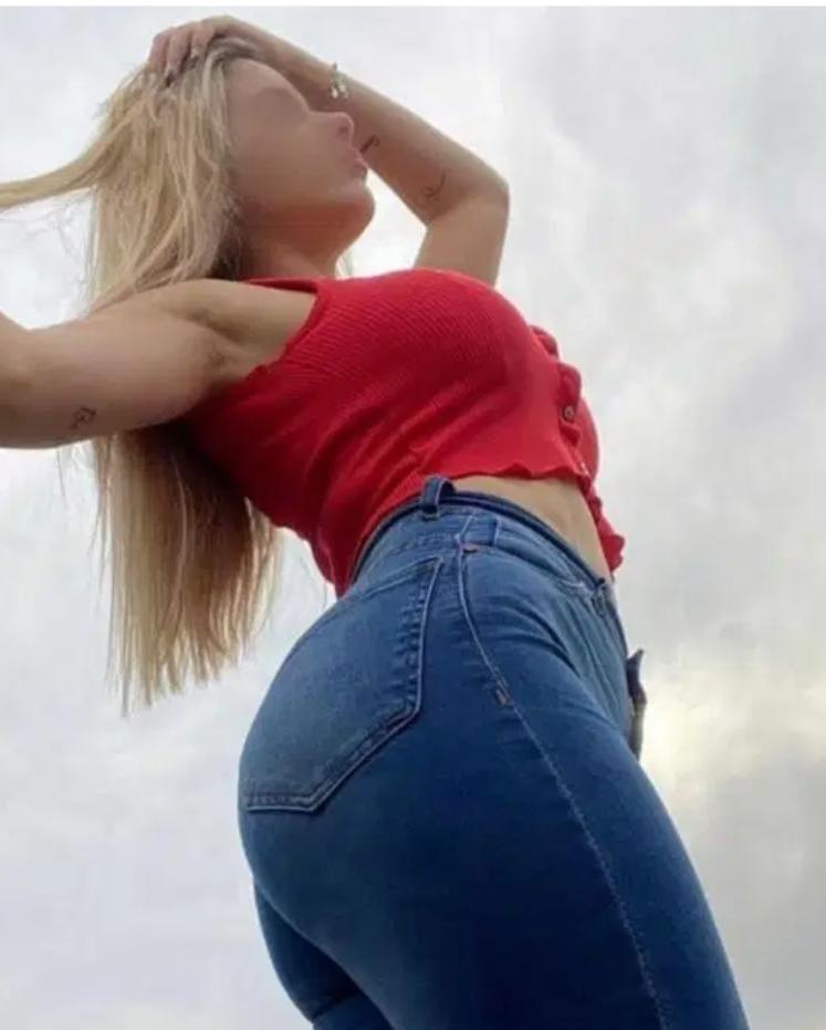 672471585|LUCIA|Chica