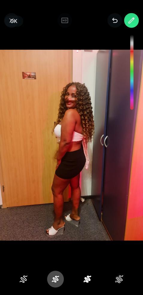 613444873|YENNI|Chica