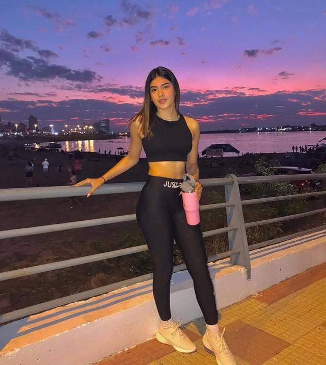 610977244|SOFÍA|Chica