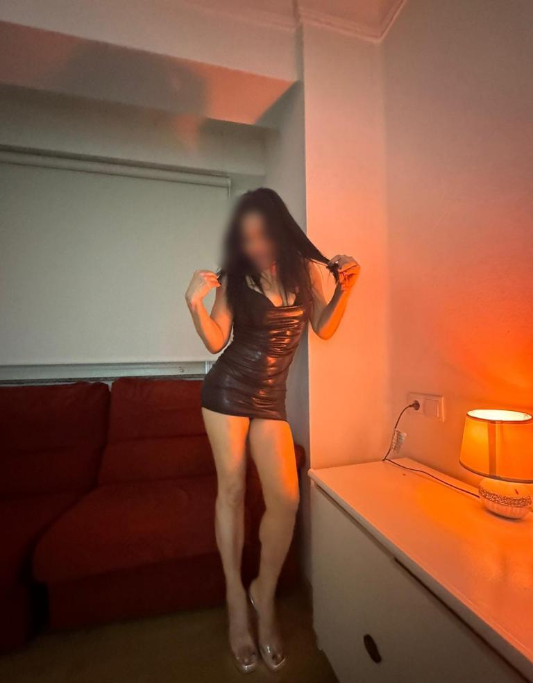613685983|LUNA|Chica