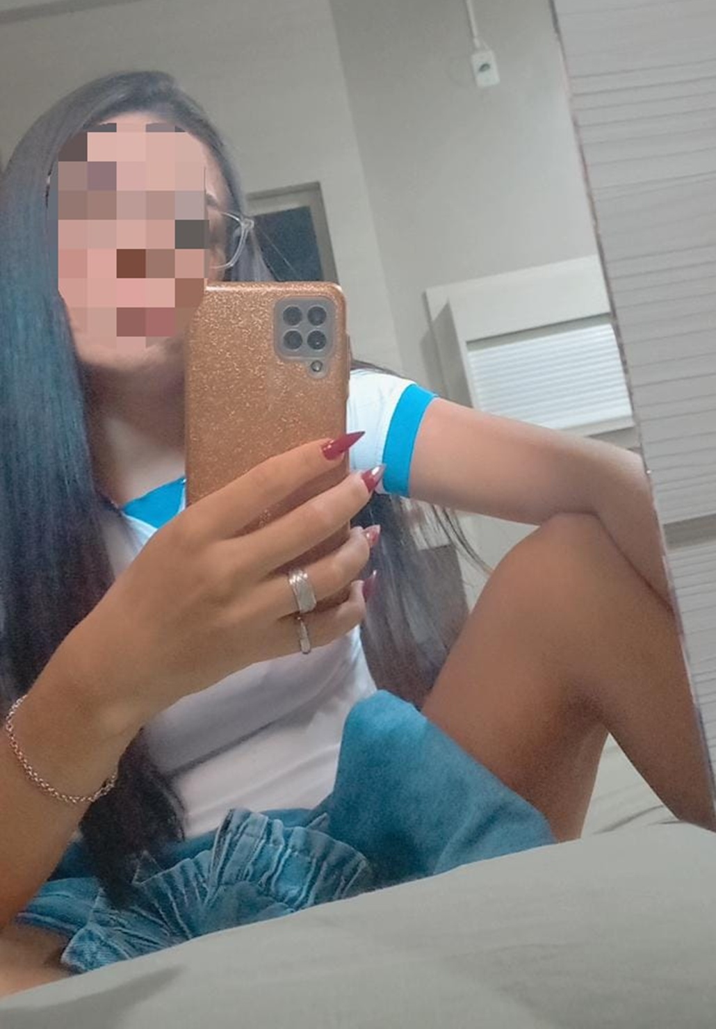 672425680|ANTONELA|Puta