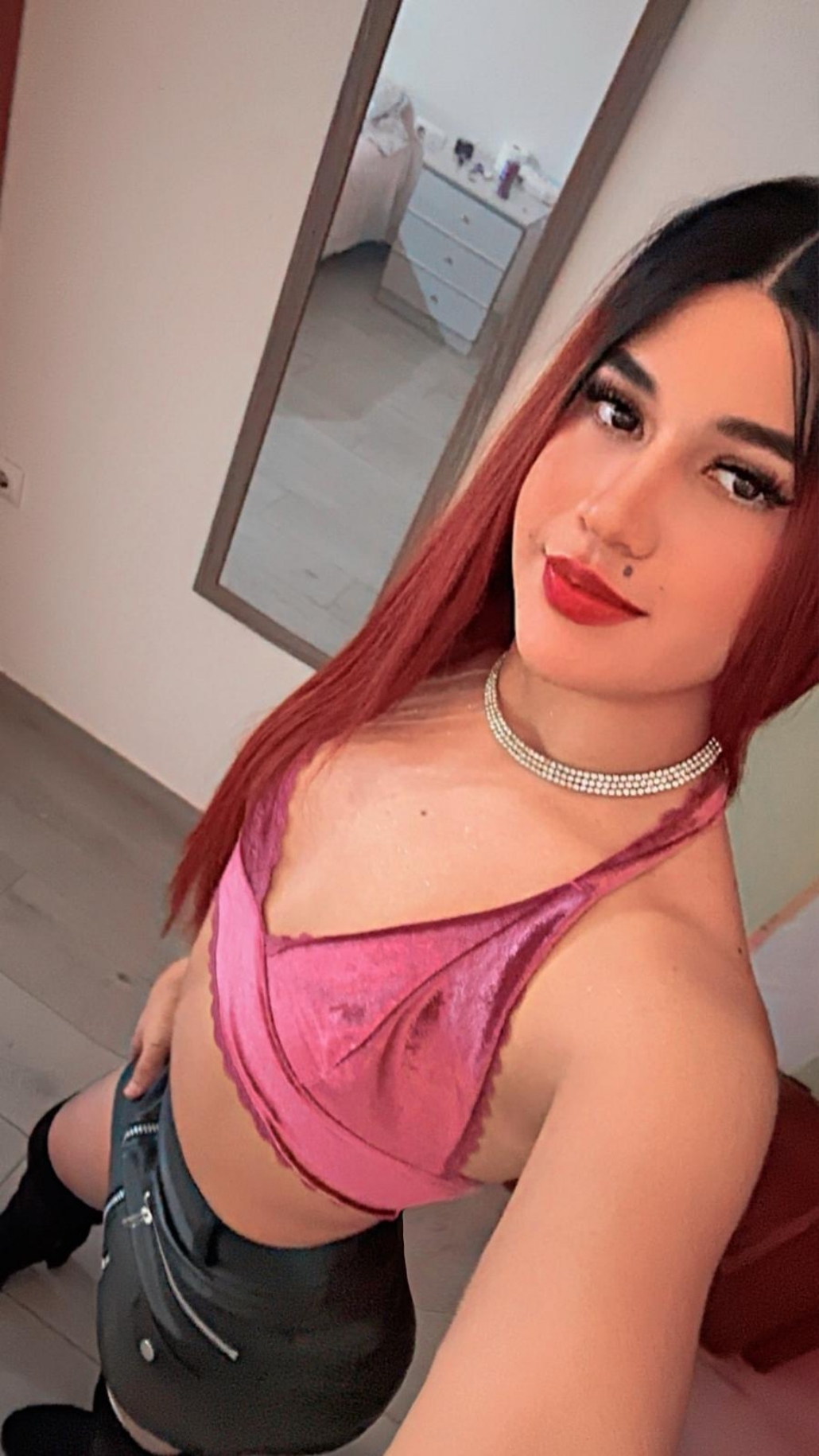 610007201|CHANEL|Travesti