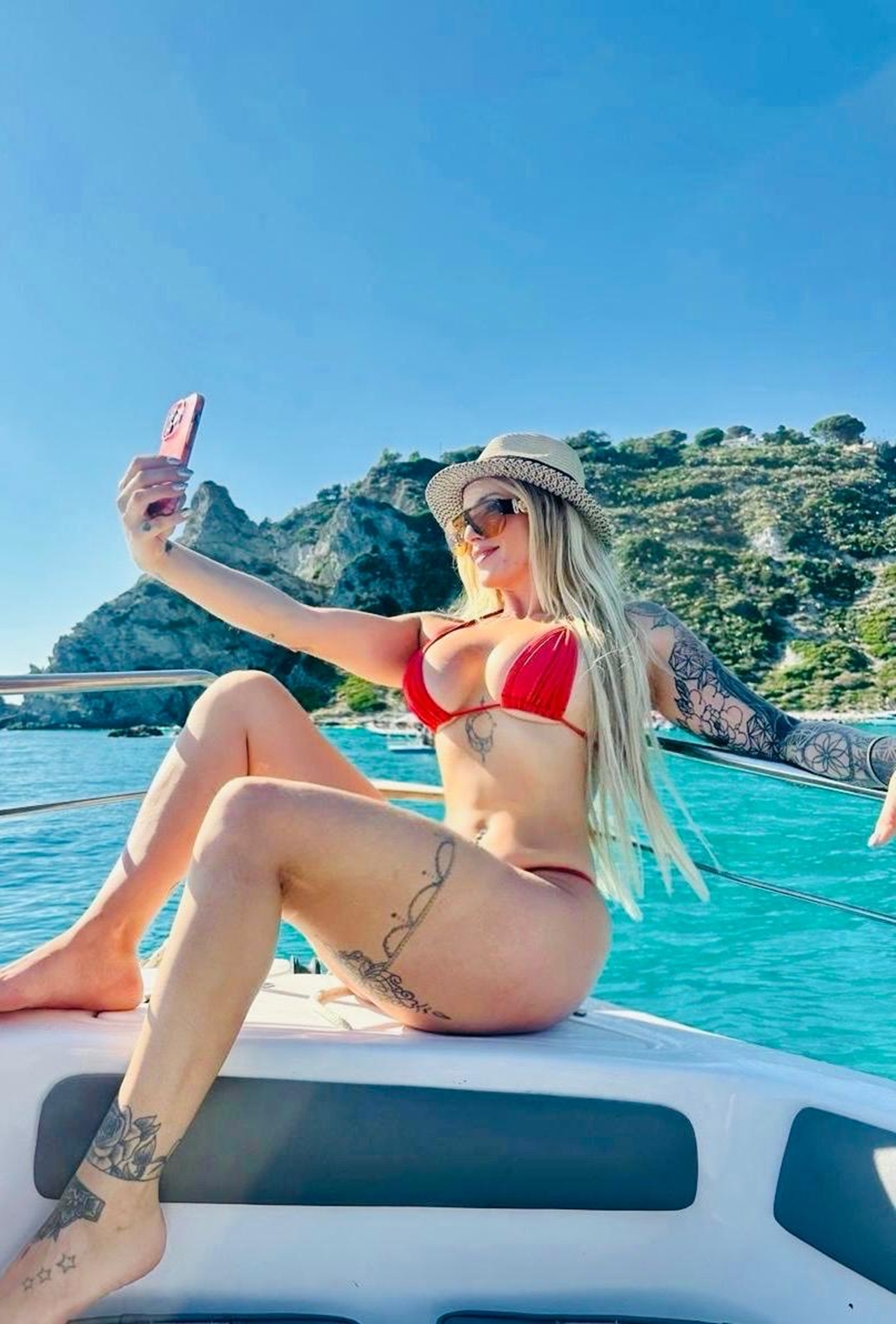 662404735|ISABELLA MARS|Chica