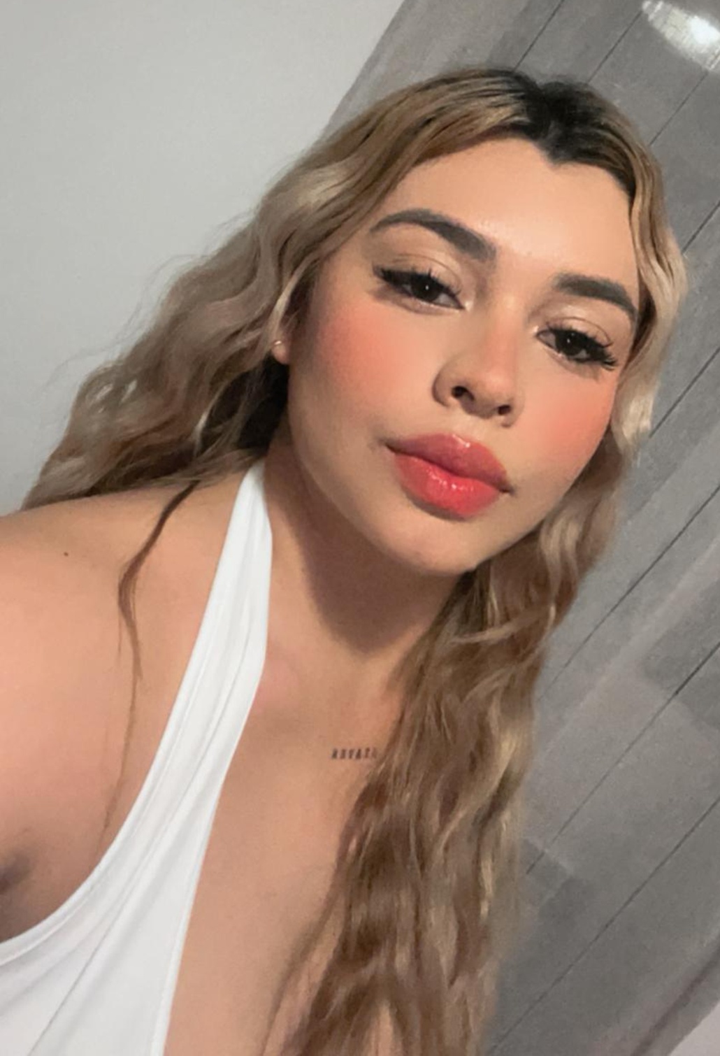 643684155|SARA|Chica
