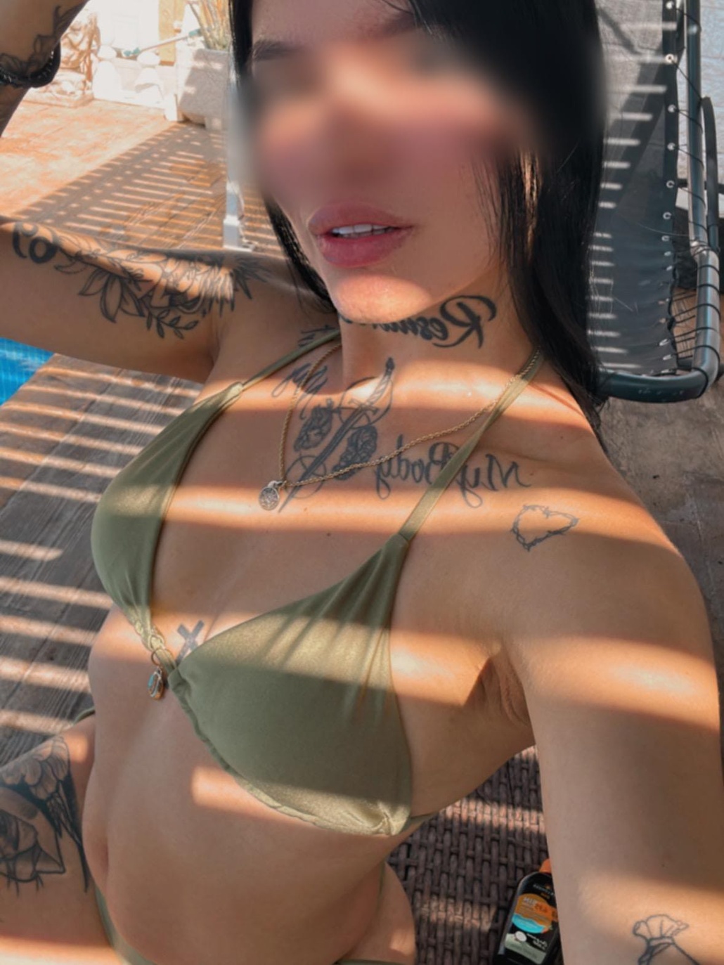 611886443|VANESSA|Escort