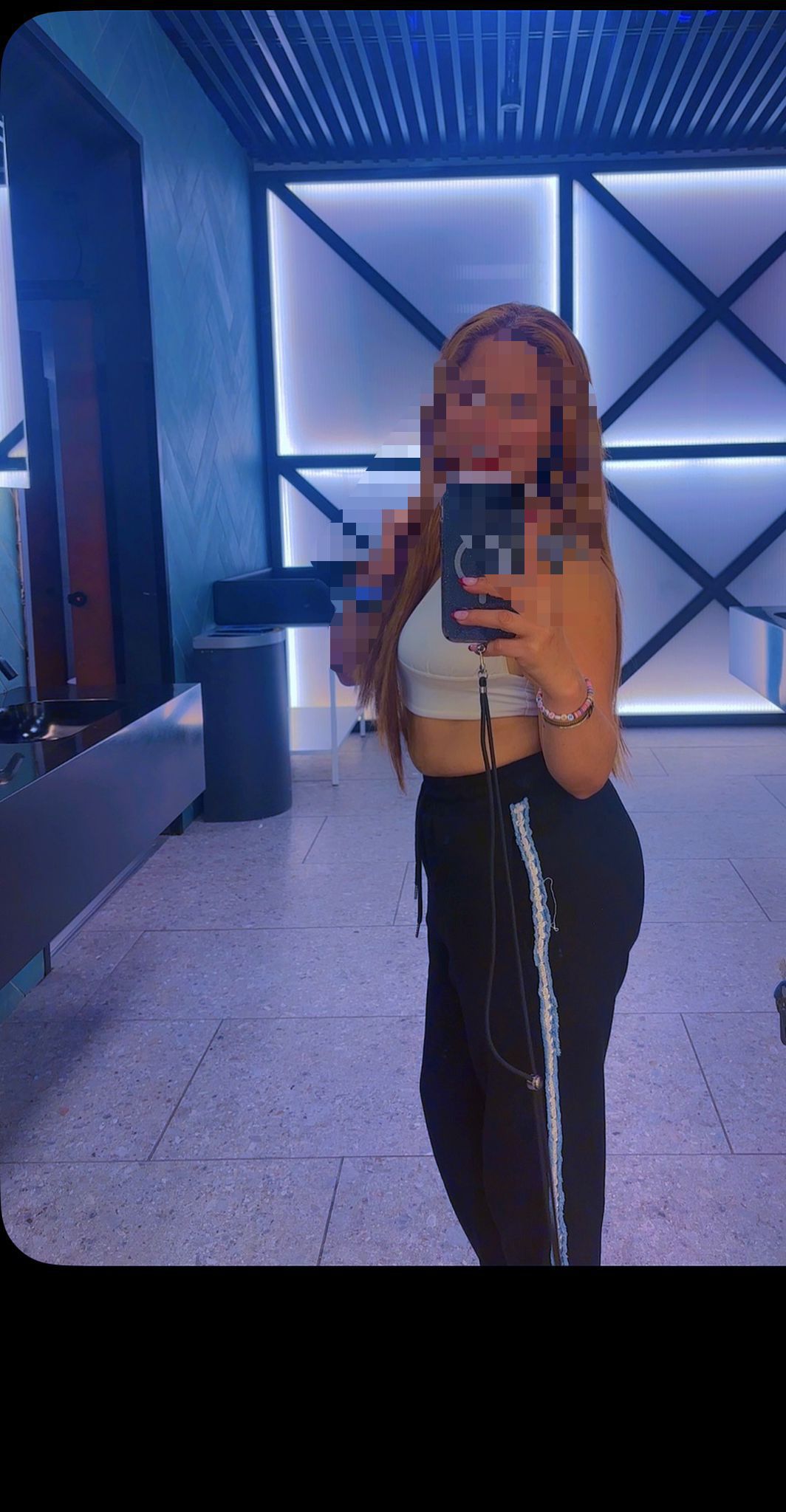 641240880|DÉBORA|Chica