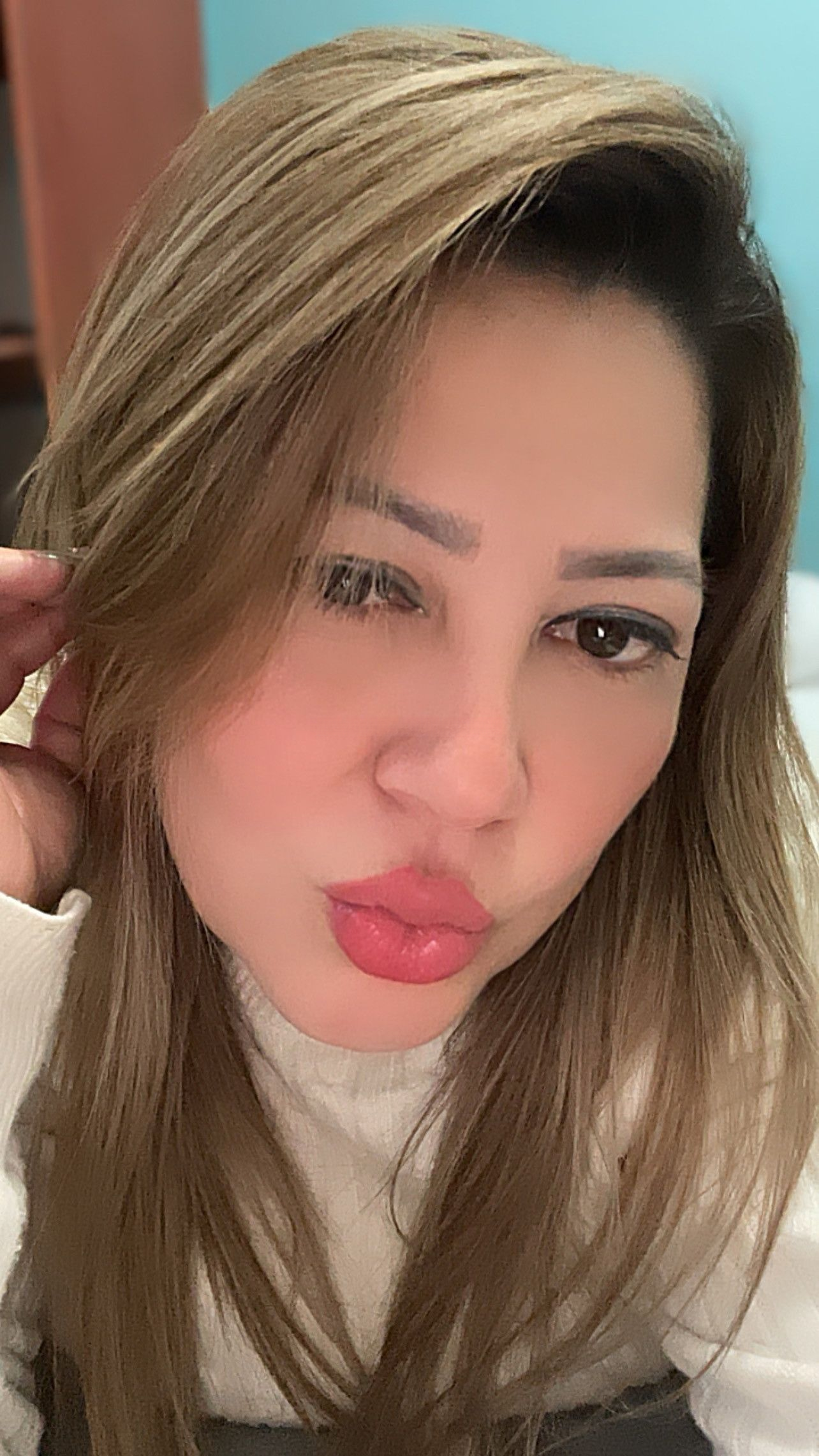 637037498|MARIANA|Chica