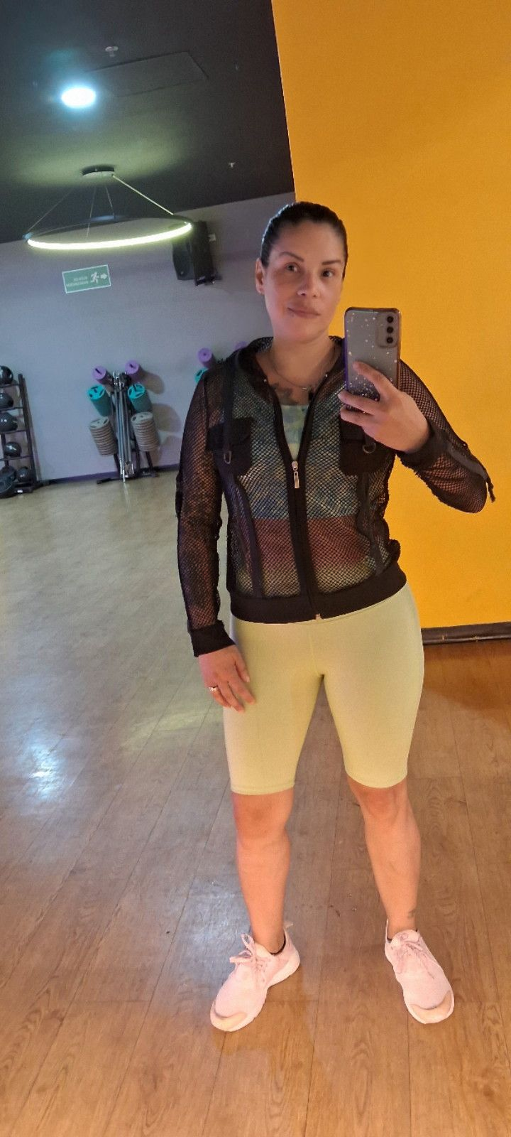 619056565|CAROLINA|Chica