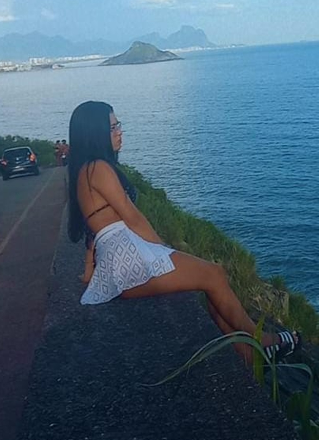 672425680|ANTONELA|Puta