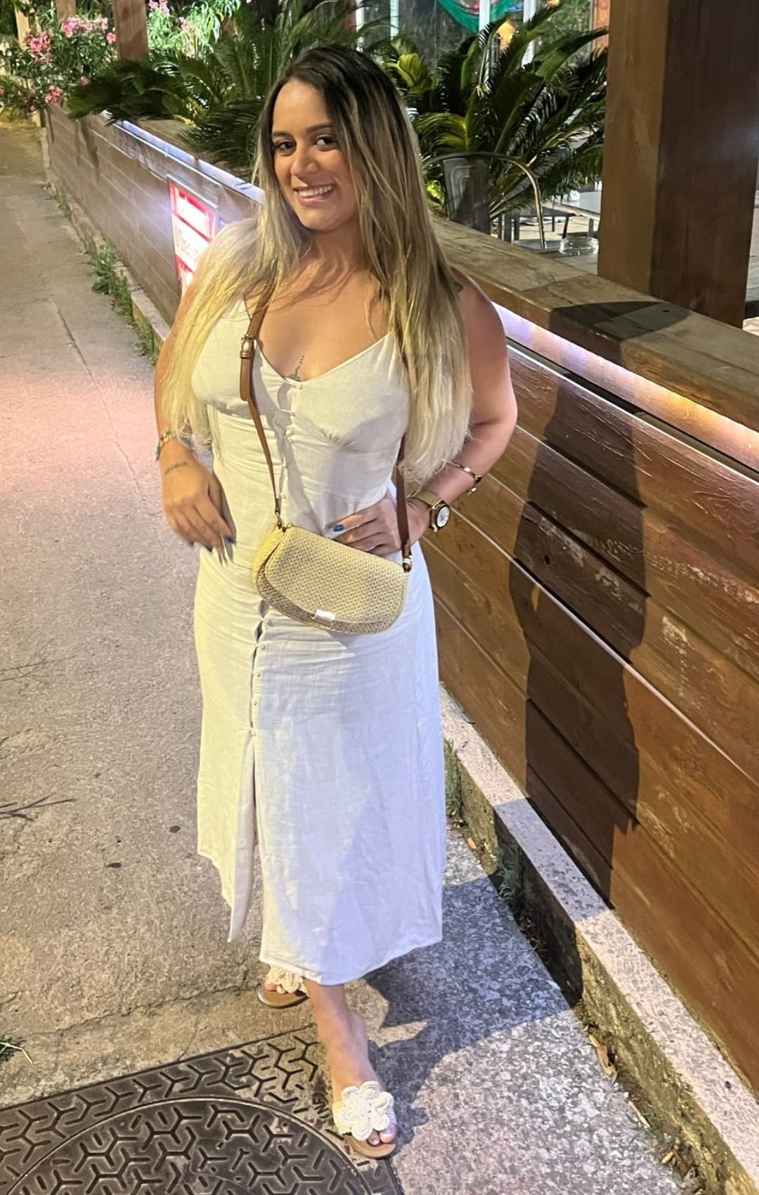 600690238|GRAZI|Chica