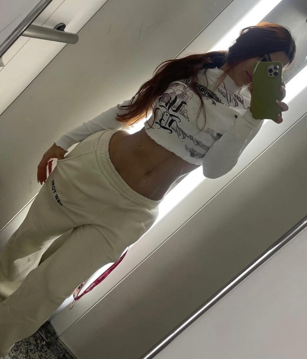 633577920|ARIEL|Chica
