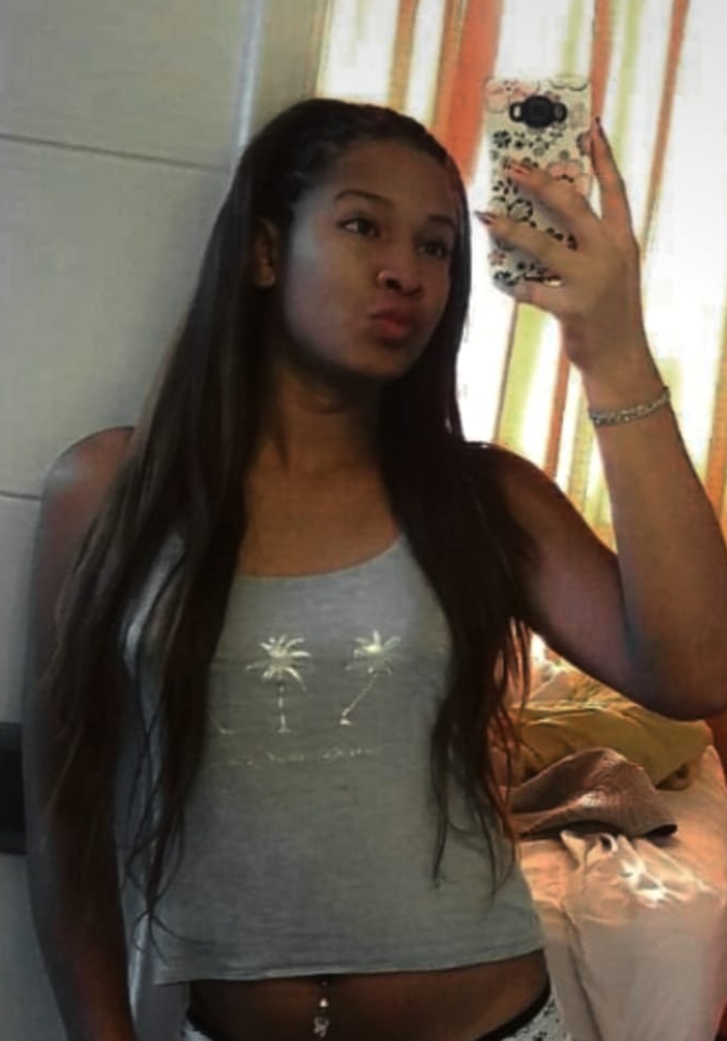 614681393|MELISSA|Transexual