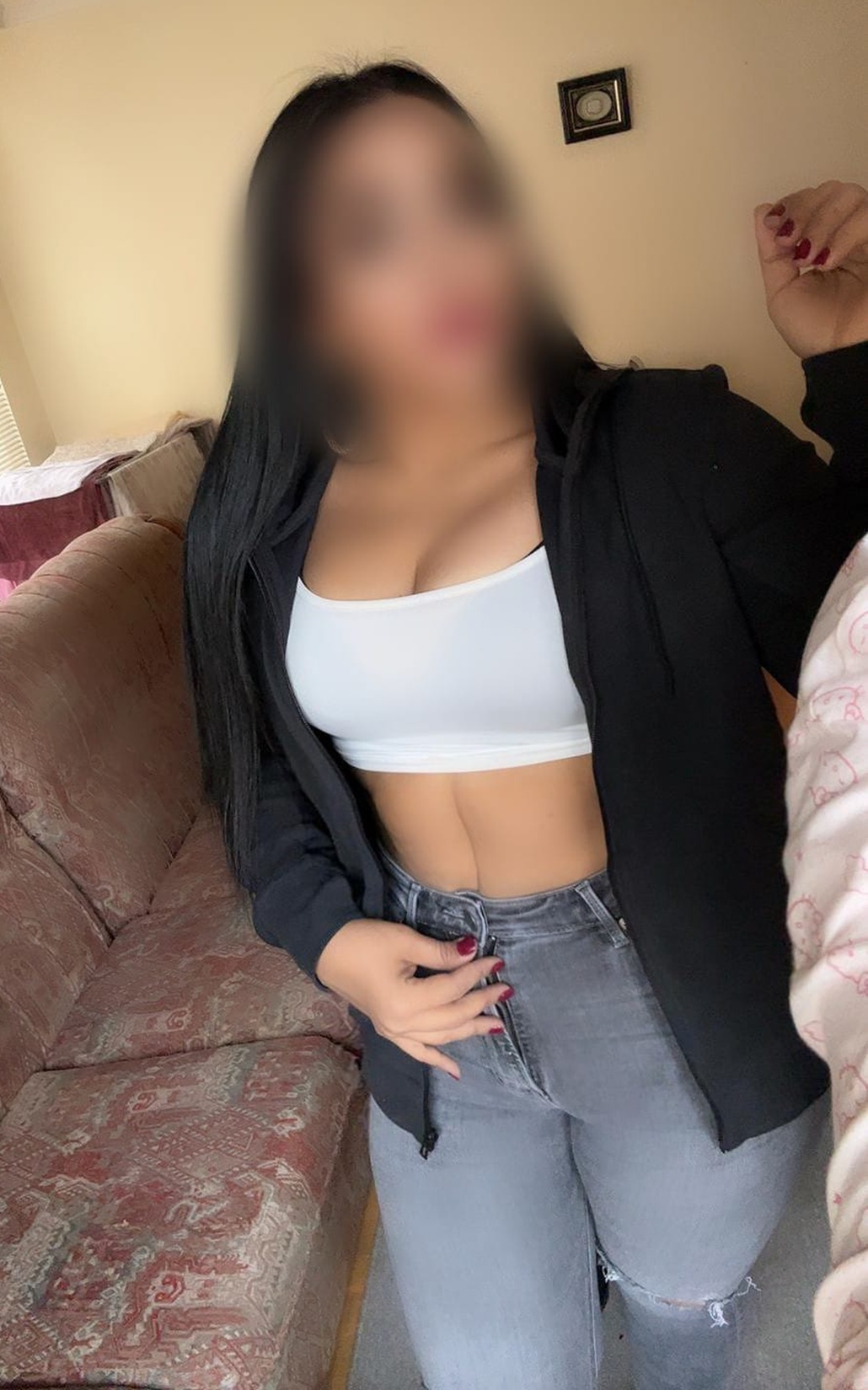 632927875|SOL|Escort
