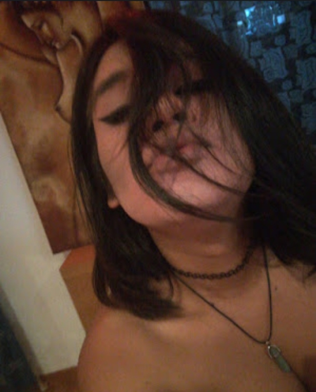 613294102|VALERIA|Chica