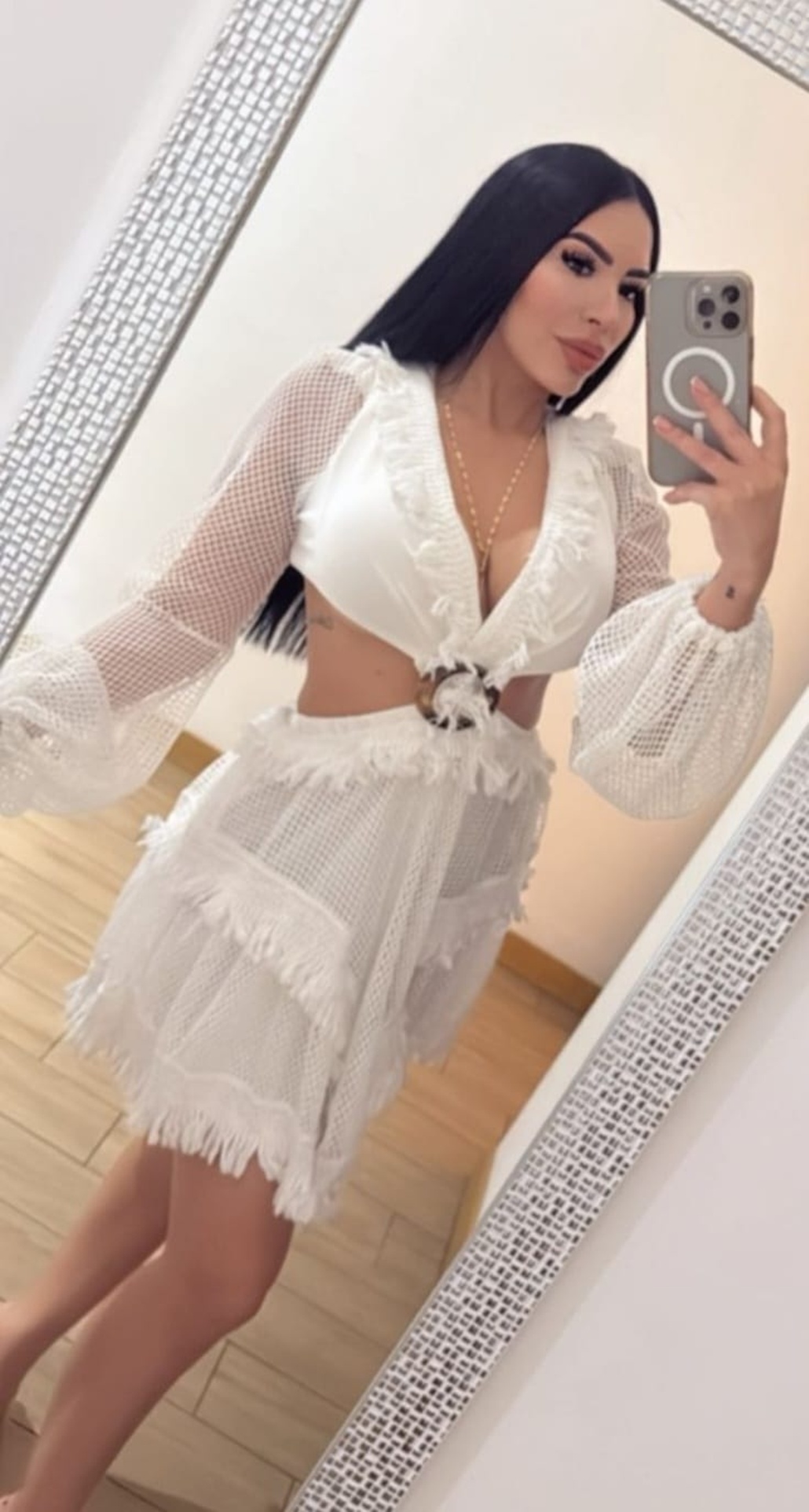680615957|LUCIANA|Puta